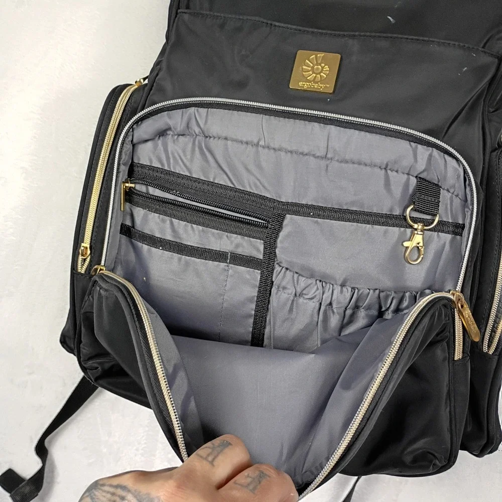Ergobaby Diaper‎ Bag Backpack Black Gold Hardware Insulated Pocket Organizer